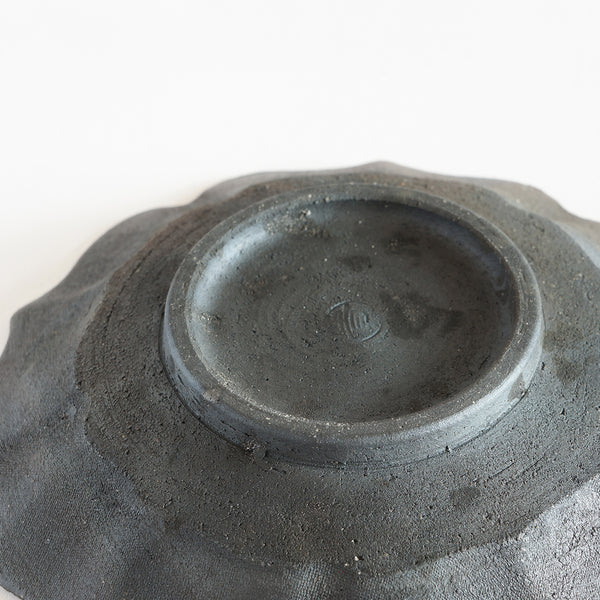 Bellflower Plate (Brown)