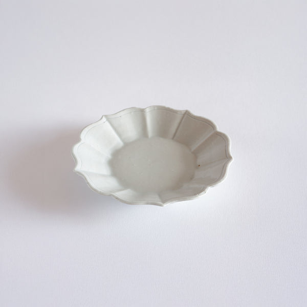 Bellflower Plate (White)