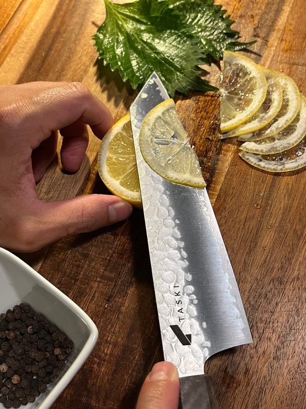 Rion's Knife